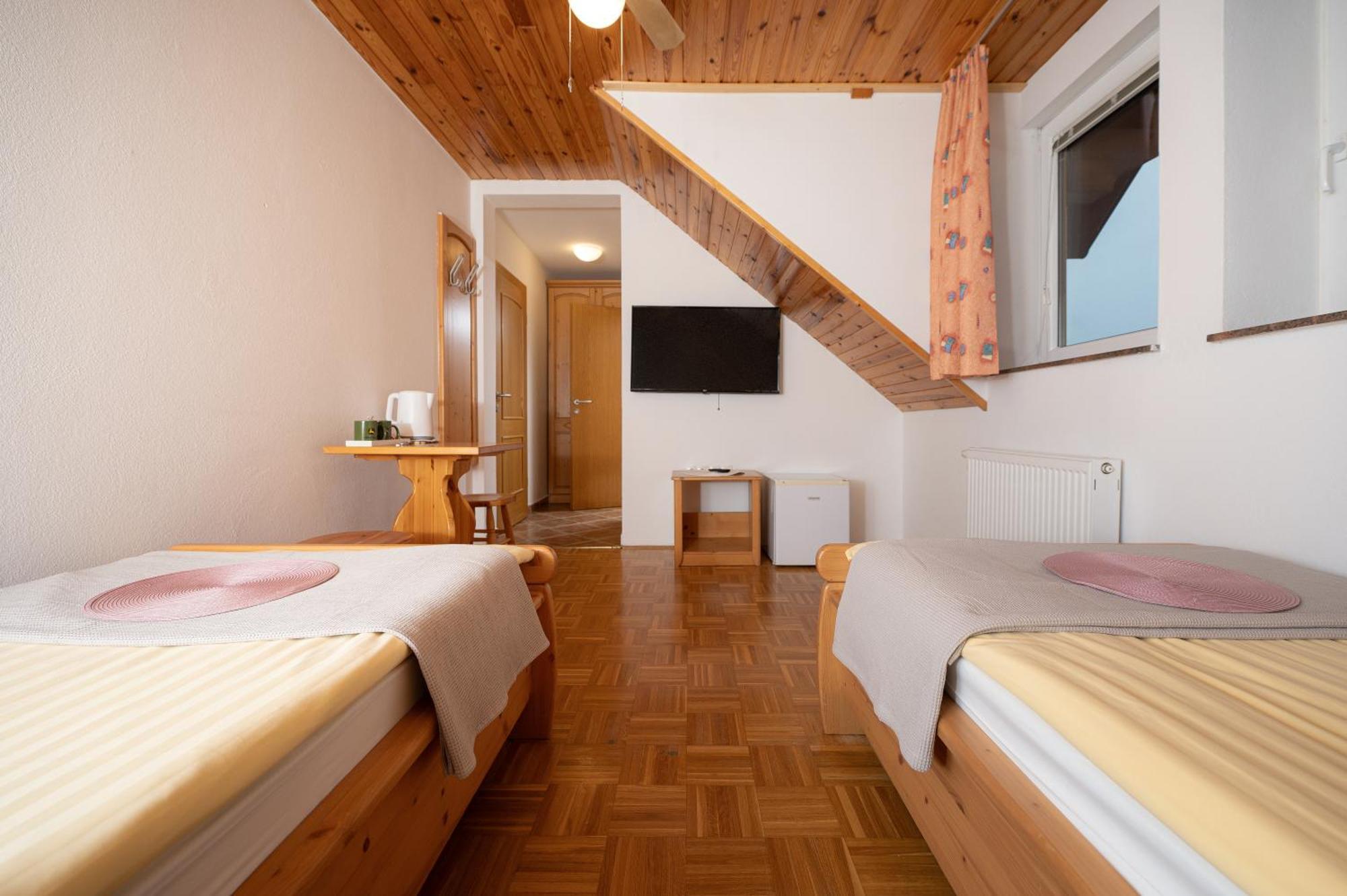 Rooms & Apartments Pr Matjon Bled Eksteriør bilde
